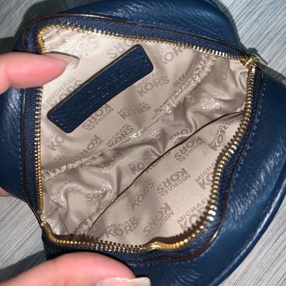 Small clutch - Picture 3 of 4